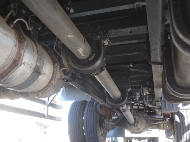 三菱ふそう ファイター 増トン 平ボディ 2KG-FK62FZ(97788) 9枚目