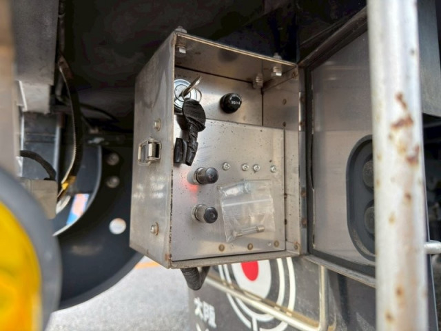 日野 デュトロ 小型 ウィング TKG-XZU720M(97791) 14枚目