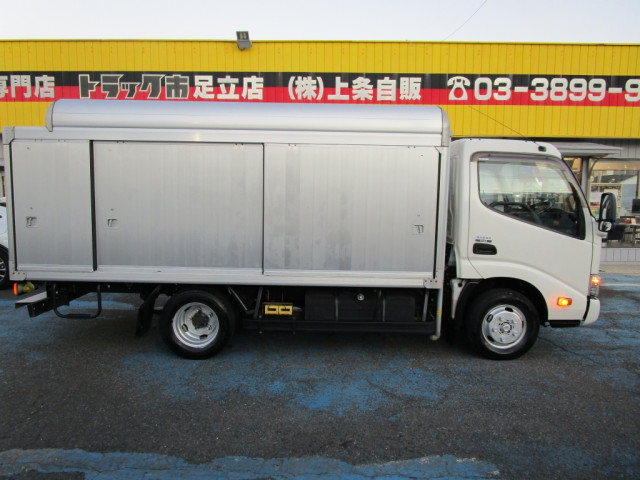 日野 デュトロ 小型 バン TPG-XZC645M(97794) 8枚目