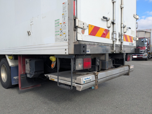 日野 レンジャー 中型 冷蔵冷凍バン 2KG-FC2ABA(97795) 6枚目