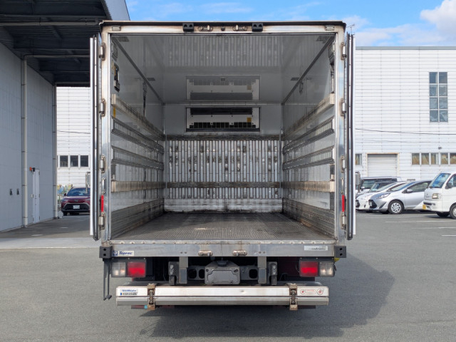 日野 レンジャー 中型 冷蔵冷凍バン 2KG-FC2ABA(97795) 9枚目