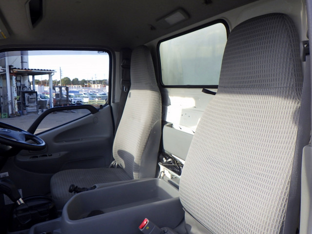 日野 デュトロ 小型 冷蔵冷凍バン TPG-XZC605M(97796) 13枚目