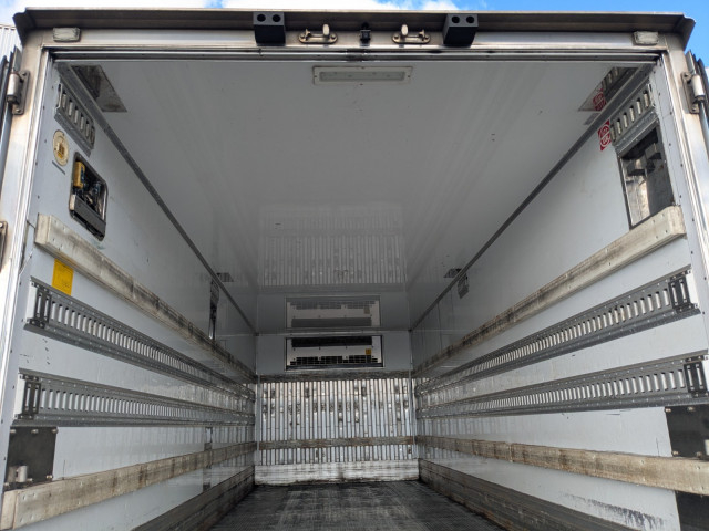 日野 レンジャー 中型 冷蔵冷凍バン 2KG-FC2ABA(97795) 20枚目