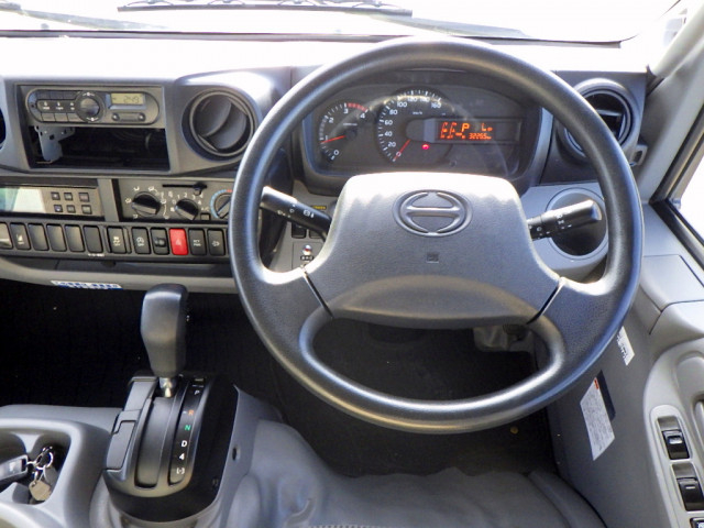 日野 デュトロ 小型 冷蔵冷凍バン TPG-XZC605M(97796) 15枚目