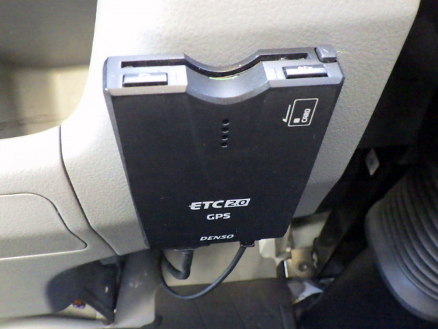 日野 デュトロ 小型 冷蔵冷凍バン TPG-XZC605M(97796) 19枚目