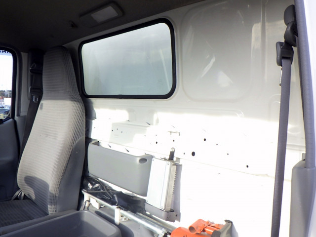 日野 デュトロ 小型 冷蔵冷凍バン TPG-XZC605M(97796) 30枚目
