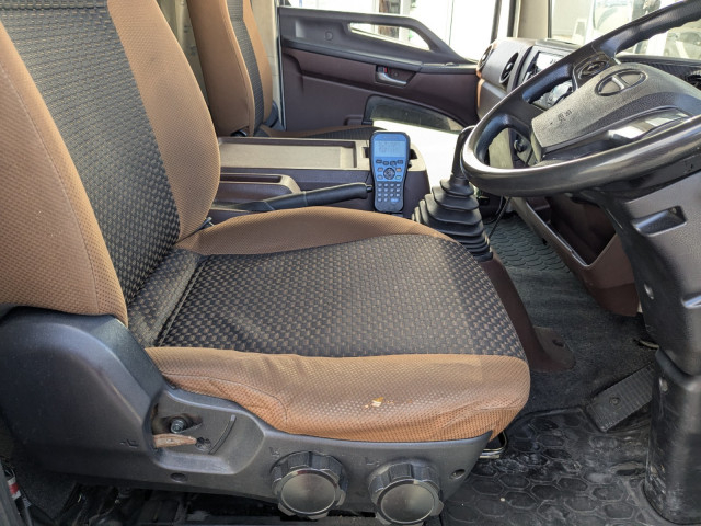 日野 レンジャー 中型 冷蔵冷凍バン 2KG-FC2ABA(97795) 38枚目