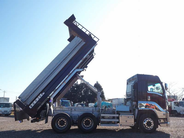 いすゞ ギガ 大型 土砂ダンプ 2PG-CXZ77CT(97798) 14枚目