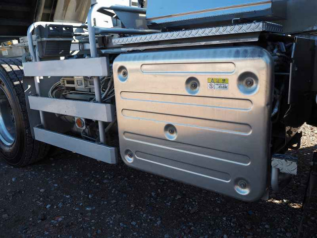 いすゞ ギガ 大型 土砂ダンプ 2PG-CXZ77CT(97798) 16枚目