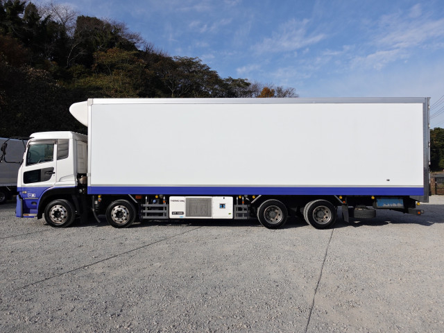 UDトラックス（日産） クオン 大型 冷蔵冷凍バン 2PG-CG5CA(97799) 13枚目