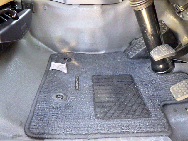 トヨタ コースター 小型 バス SKG-XZB70(97800) 32枚目