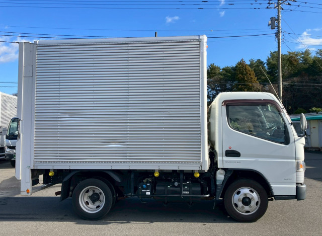 三菱ふそう キャンター 小型 バン TPG-FEA50(97804) 4枚目