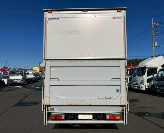 三菱ふそう キャンター 小型 バン TPG-FEA50(97804) 9枚目