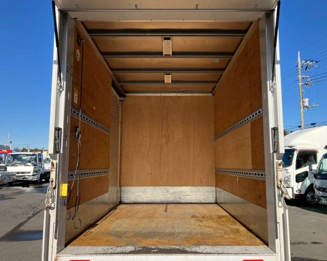 三菱ふそう キャンター 小型 バン TPG-FEA50(97804) 11枚目