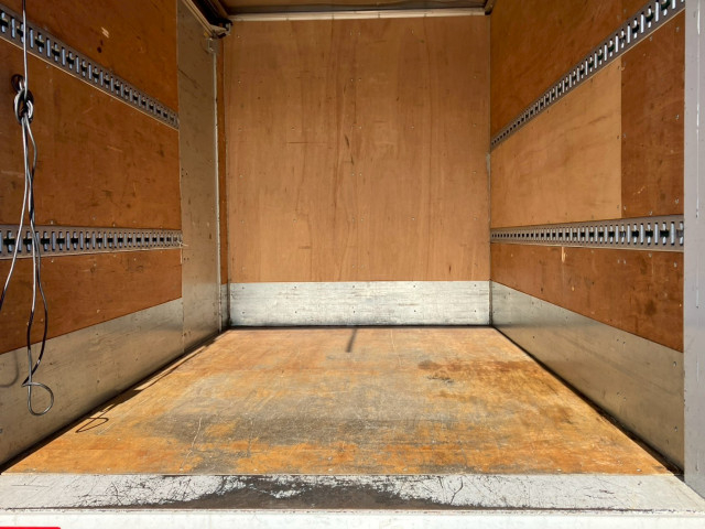 三菱ふそう キャンター 小型 バン TPG-FEA50(97804) 12枚目