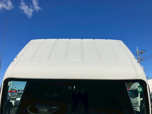 三菱ふそう キャンター 小型 バン TPG-FEA50(97804) 31枚目