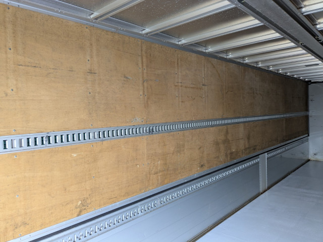 UDトラックス（日産） クオン 大型 ウィング 2PG-CD5CA(97805) 29枚目