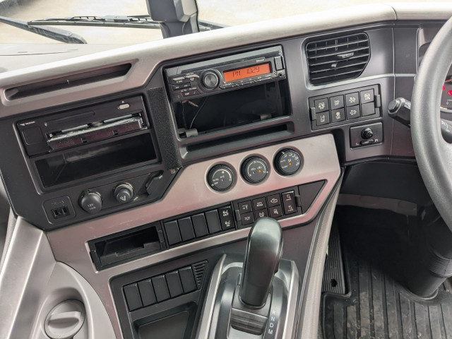 UDトラックス（日産） クオン 大型 ウィング 2PG-CD5CA(97805) 38枚目