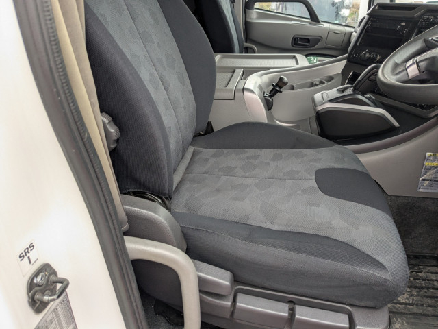 UDトラックス（日産） クオン 大型 ウィング 2PG-CD5CA(97805) 40枚目