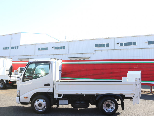 日野 デュトロ 小型 平ボディ TKG-XZU675M(97809) 8枚目