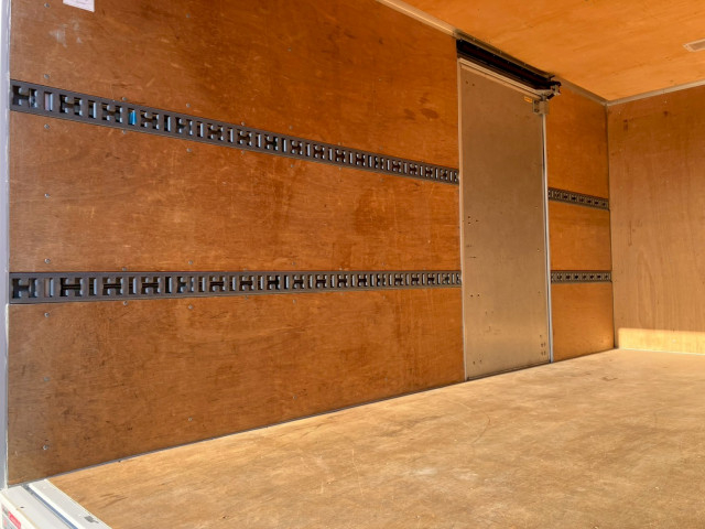 三菱ふそう キャンター 小型 バン TPG-FEB50(97810) 7枚目