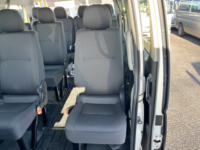 トヨタ 小型 バス QDF-GDH223B(97811) 11枚目