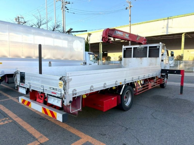 三菱ふそう ファイター 増トン 平ボディ（クレーン付） 2KG-FK62FZ(97813) 7枚目