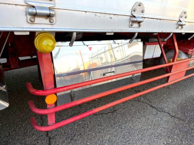 三菱ふそう ファイター 増トン 平ボディ（クレーン付） 2KG-FK62FZ(97813) 17枚目