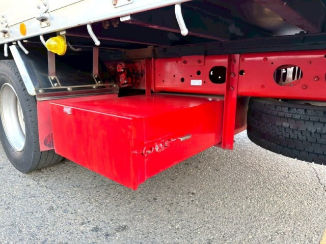 三菱ふそう ファイター 増トン 平ボディ（クレーン付） 2KG-FK62FZ(97813) 19枚目