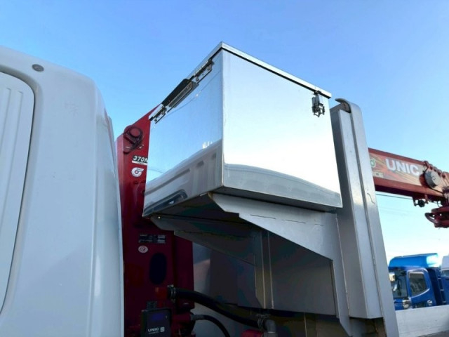 三菱ふそう ファイター 増トン 平ボディ（クレーン付） 2KG-FK62FZ(97813) 22枚目