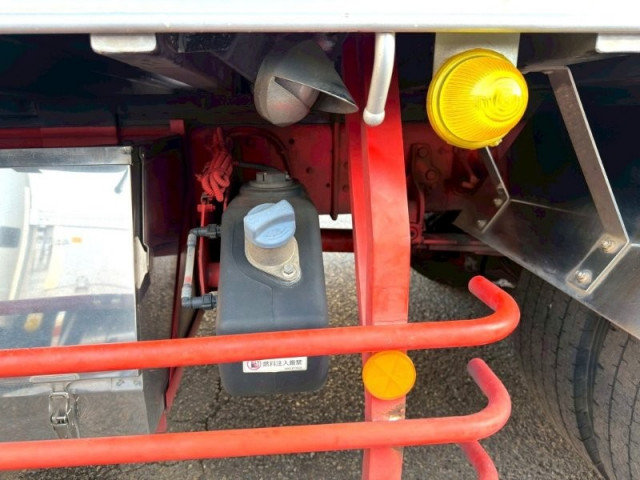 三菱ふそう ファイター 増トン 平ボディ（クレーン付） 2KG-FK62FZ(97813) 25枚目