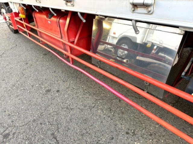 三菱ふそう ファイター 増トン 平ボディ（クレーン付） 2KG-FK62FZ(97813) 26枚目