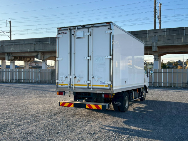 いすゞ エルフ 小型 保冷バン 2RG-NPR88YN(97814) 3枚目