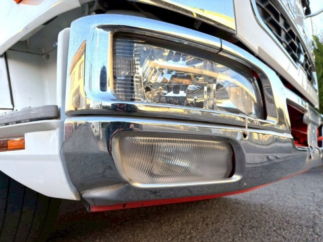 三菱ふそう ファイター 増トン 平ボディ（クレーン付） 2KG-FK62FZ(97813) 28枚目