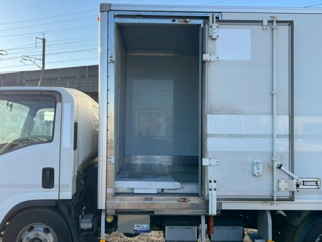 いすゞ エルフ 小型 保冷バン 2RG-NPR88YN(97814) 8枚目