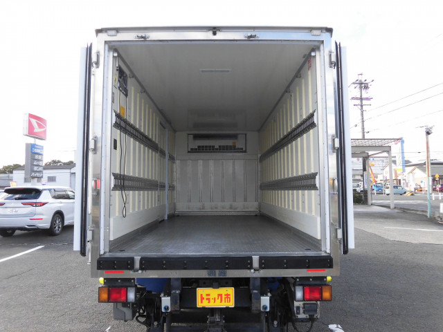 いすゞ エルフ 小型 冷蔵冷凍バン TPG-NPR85AN(97815) 10枚目