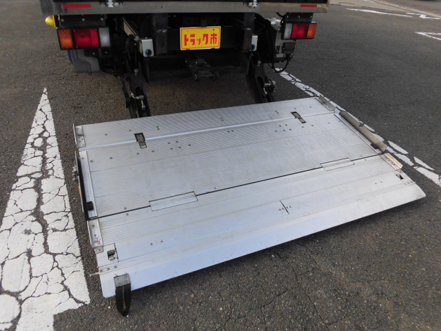 いすゞ エルフ 小型 冷蔵冷凍バン TPG-NPR85AN(97815) 19枚目