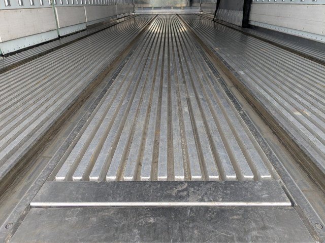 日野 プロフィア 大型 冷蔵冷凍バン 2DG-FR1AHG(97816) 14枚目