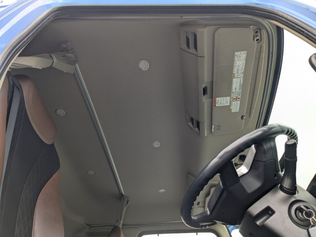 日野 プロフィア 大型 冷蔵冷凍バン 2DG-FR1AHG(97816) 39枚目