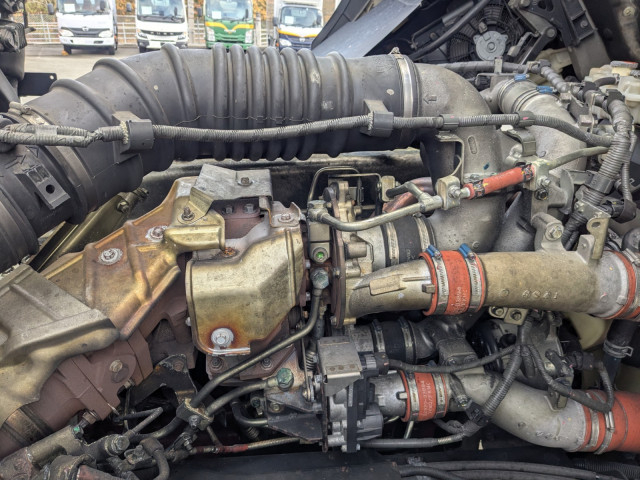 日野 プロフィア 大型 冷蔵冷凍バン 2DG-FR1AHG(97816) 49枚目