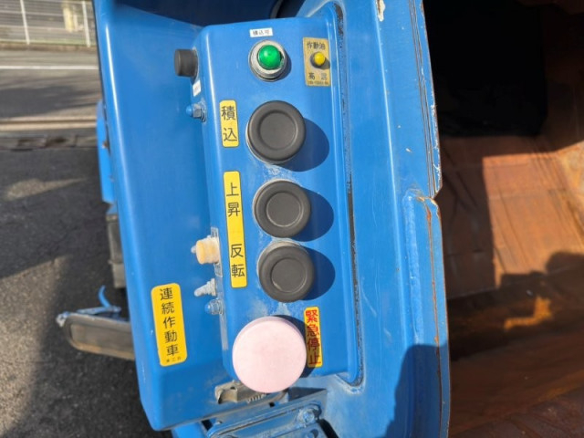 日野 レンジャー 増トン 塵芥車（プレス式） QKG-FJ7JGAA(97818) 17枚目