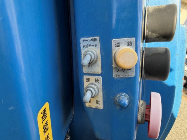 日野 レンジャー 増トン 塵芥車（プレス式） QKG-FJ7JGAA(97818) 18枚目