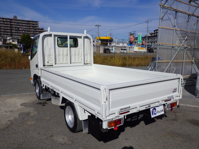 トヨタ ダイナ 小型 平ボディ ABF-TRY220(97822) 2枚目
