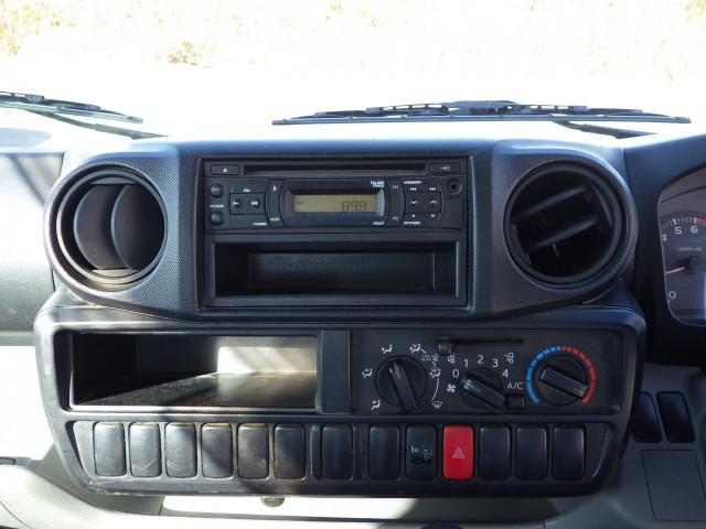 トヨタ ダイナ 小型 平ボディ ABF-TRY220(97822) 9枚目