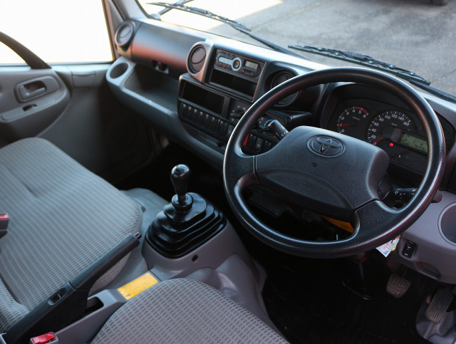 トヨタ ダイナ 小型 平ボディ LDF-KDY281(97825) 3枚目