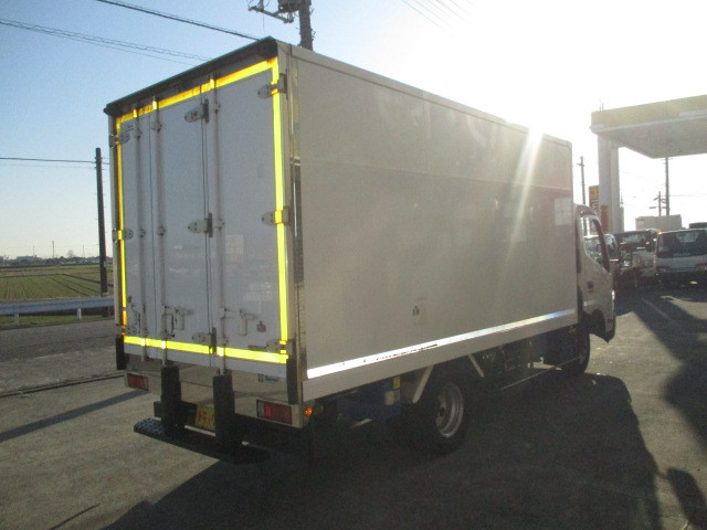 日野 デュトロ 小型 冷蔵冷凍バン TKG-XZU775M(97828) 2枚目