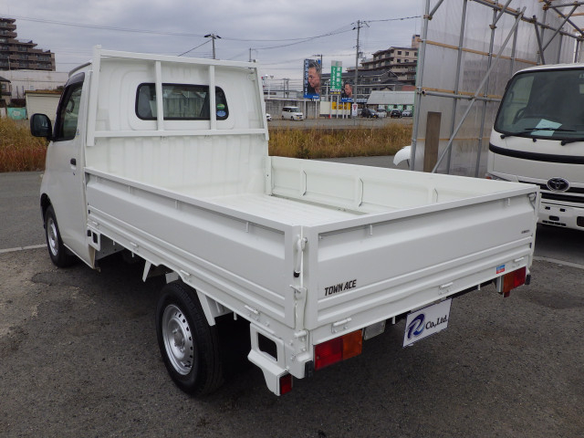 トヨタ タウンエース 小型 平ボディ DBF-S402U(97830) 2枚目