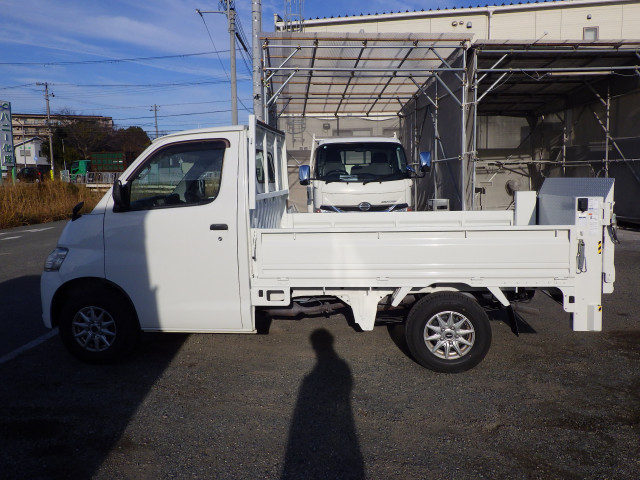 トヨタ タウンエース 小型 平ボディ DBF-S402U(97831) 3枚目