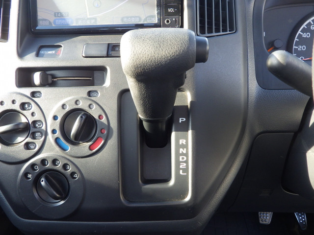 トヨタ タウンエース 小型 平ボディ DBF-S402U(97831) 11枚目