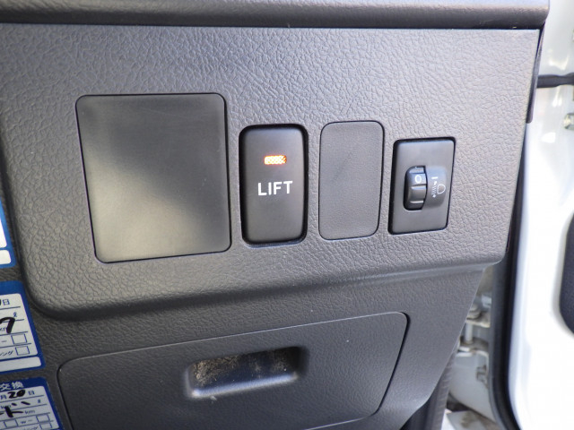 トヨタ タウンエース 小型 平ボディ DBF-S402U(97831) 12枚目